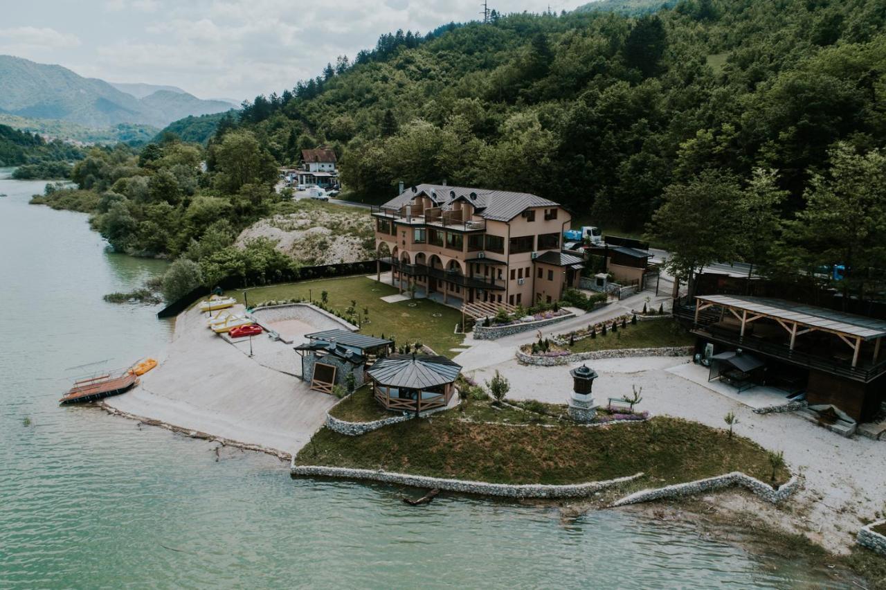 Hotel Noor Konjic Exterior photo
